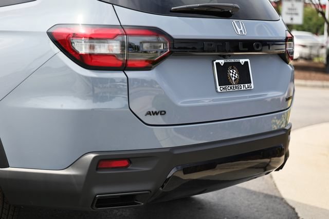 New 2026 Honda Pilot Sport image 11