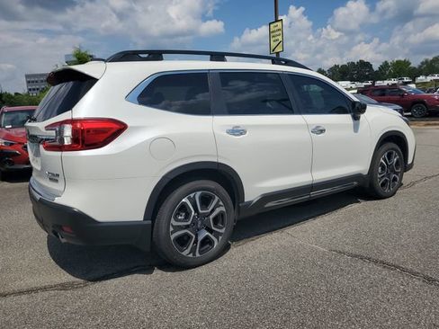 Used 2025 Subaru Ascent Touring w/ Popular Package #1 AWD/4WD image 7