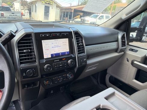 Used 2020 Ford F250 XLT w/ XLT Value Package AWD/4WD image 18