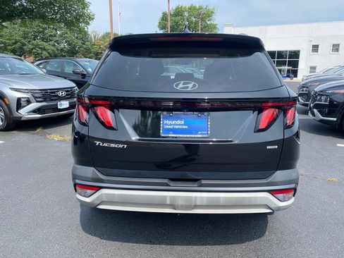 Certified 2025 Hyundai Tucson SEL AWD/4WD image 5