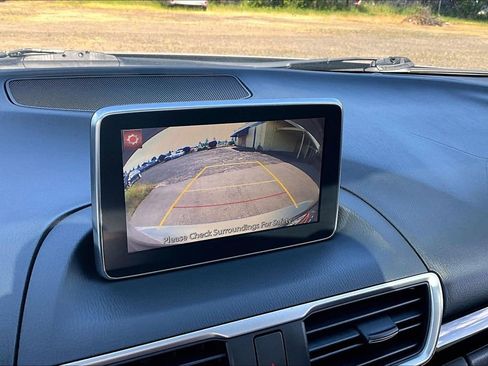 Used 2016 MAZDA MAZDA3 i Grand Touring FWD image 29