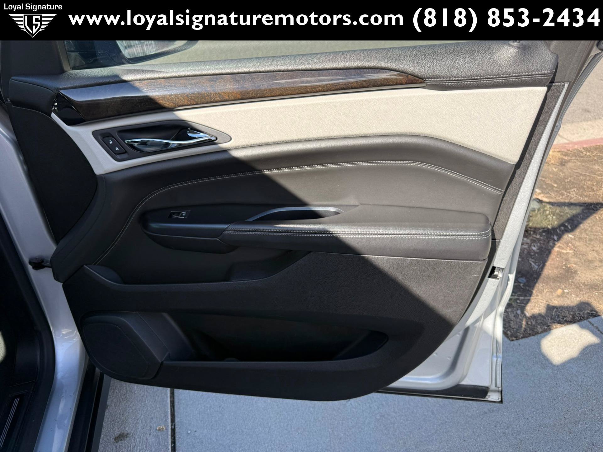 Used 2015 Cadillac SRX Premium w/ Driver Assist Package AWD/4WD image 37