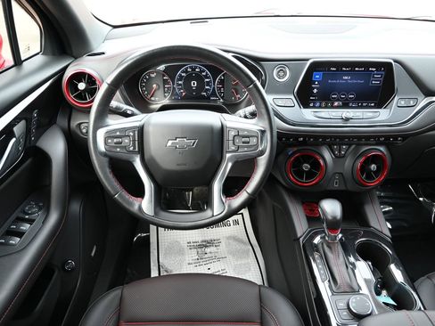 Used 2022 Chevrolet Blazer RS w/ Enhanced Convenience Package image 19