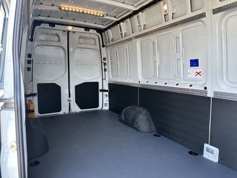 New 2025 Mercedes-Benz Sprinter 2500 image 13
