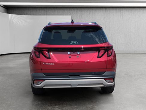 Used 2025 Hyundai Tucson SEL FWD image 6