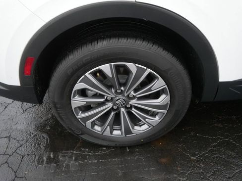 Used 2025 Buick Envision Preferred image 8