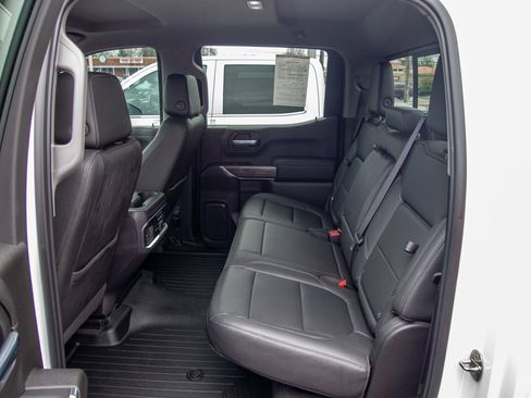 Used 2019 Chevrolet Silverado 1500 LTZ image 27