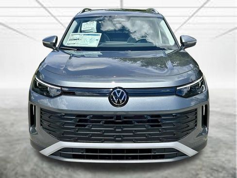New 2026 Volkswagen Tiguan SE AWD/4WD image 2
