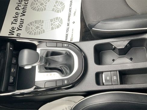 Used 2024 Kia Forte GT-Line w/ GT-Line Premium Package image 24