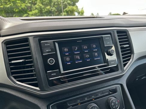 Certified 2020 Volkswagen Atlas Cross Sport S AWD/4WD image 14