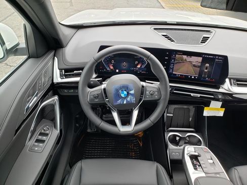 New 2026 BMW X1 xDrive28i image 9