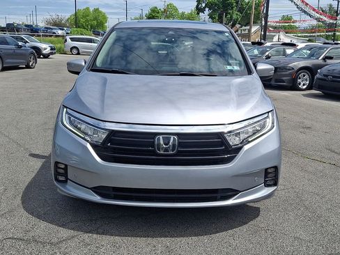 Used 2022 Honda Odyssey Touring image 2