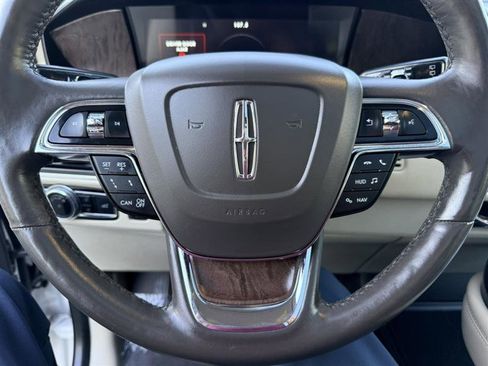 Used 2019 Lincoln Navigator L Reserve w/ Cargo Package AWD/4WD image 36