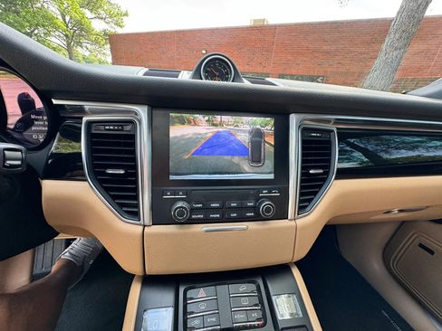 Used 2017 Porsche Macan S AWD/4WD image 25