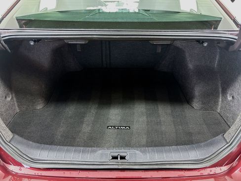 Used 2023 Nissan Altima 2.5 SV FWD image 23