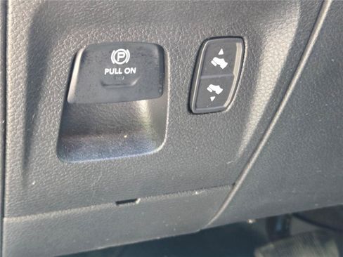 Used 2023 RAM 1500 Big Horn AWD/4WD image 27