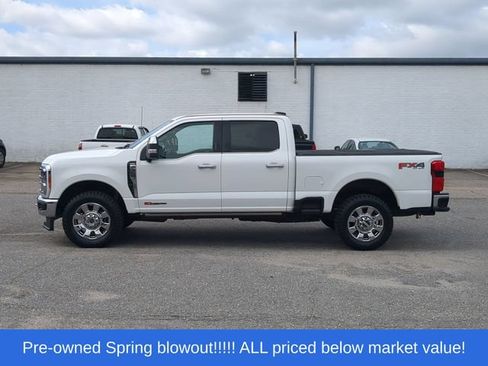 Used 2023 Ford F350 Lariat w/ Lariat Ultimate Package AWD/4WD image 10