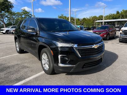 Used 2023 Chevrolet Traverse LS