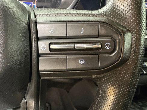 Used 2024 Chevrolet Silverado 1500 LT Trail Boss w/ LT Trail Boss Premium Package AWD/4WD image 24