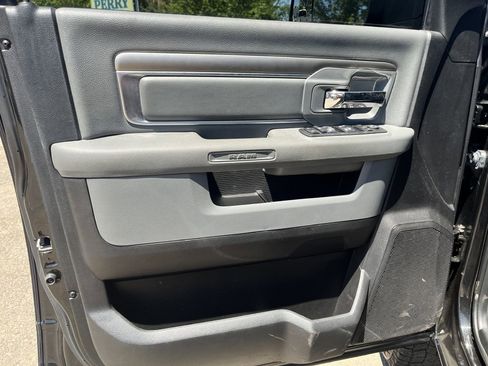 Used 2018 RAM 2500 Big Horn AWD/4WD image 18