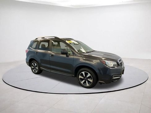 Used 2018 Subaru Forester 2.5i Limited image 7