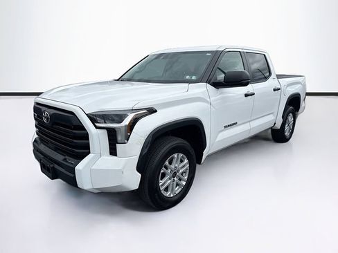 Used 2024 Toyota Tundra SR5 AWD/4WD image 4