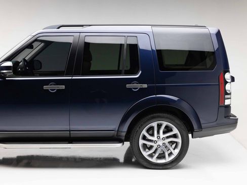 Used 2016 Land Rover LR4 HSE AWD/4WD image 19