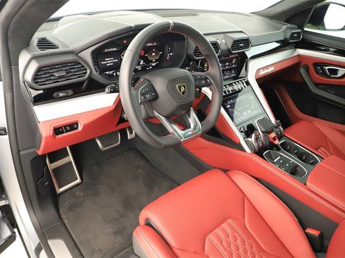 Used 2024 Lamborghini Urus S image 15