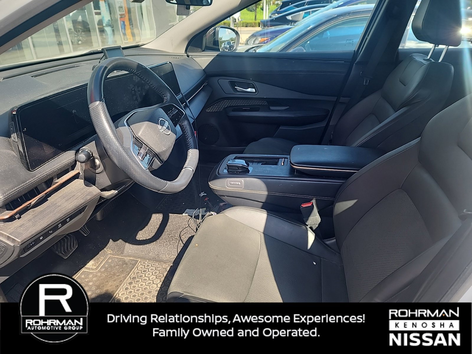 Used 2023 Nissan Ariya FWD image 6