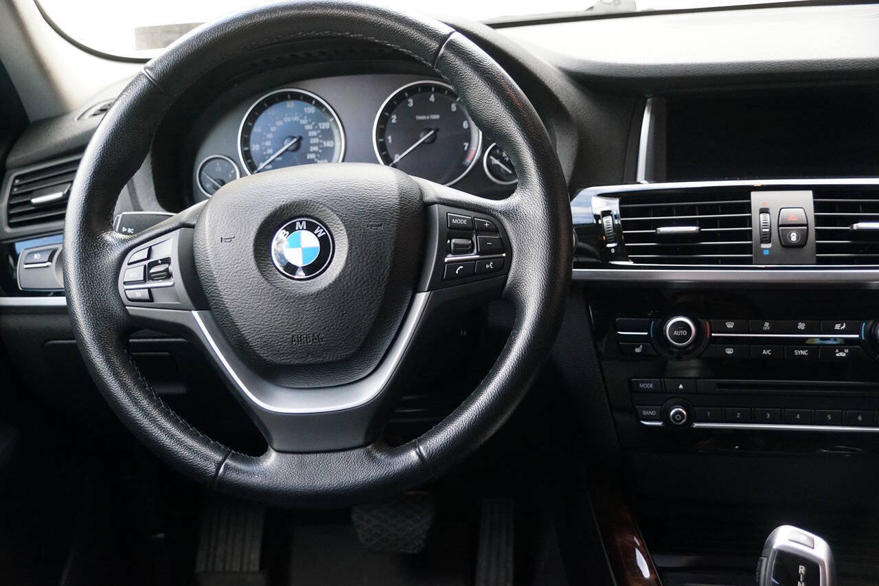 Used 2016 BMW X3 xDrive28i AWD/4WD image 35