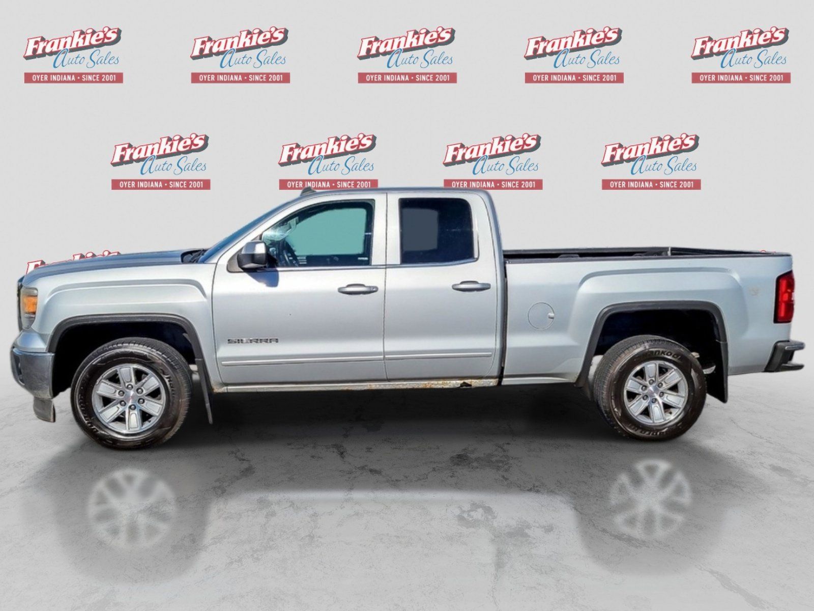 Used 2014 GMC Sierra 1500 SLE w/ SLE Value Package RWD image 2