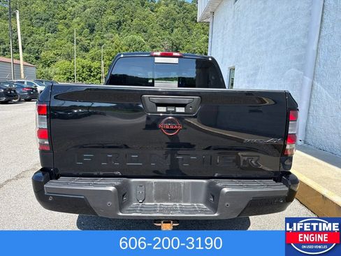 Used 2023 Nissan Frontier PRO-4X w/ Pro-4X Premium Package AWD/4WD image 10