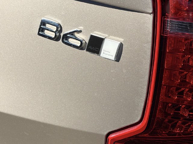Used 2023 Volvo XC90 B6 Plus w/ Protection Package Premier AWD/4WD image 8