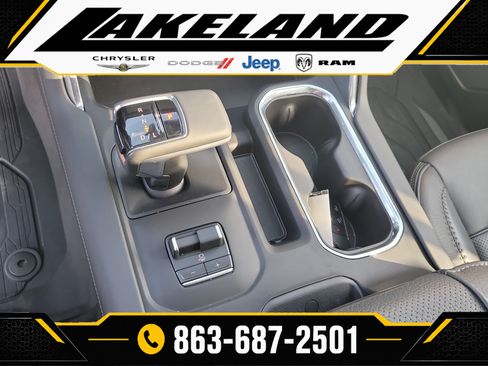 Used 2025 GMC Sierra 1500 Denali AWD/4WD image 27