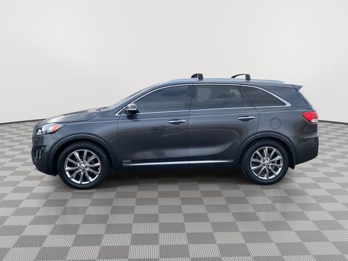 Used 2017 Kia Sorento SX image 4