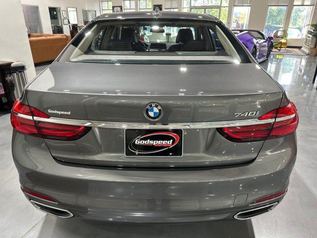 Used 2016 BMW 740i w/ Executive Package 2 RWD image 30
