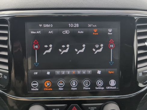 Used 2020 Jeep Grand Cherokee Laredo w/ 18" Wheel & 8.4" Radio Group image 34