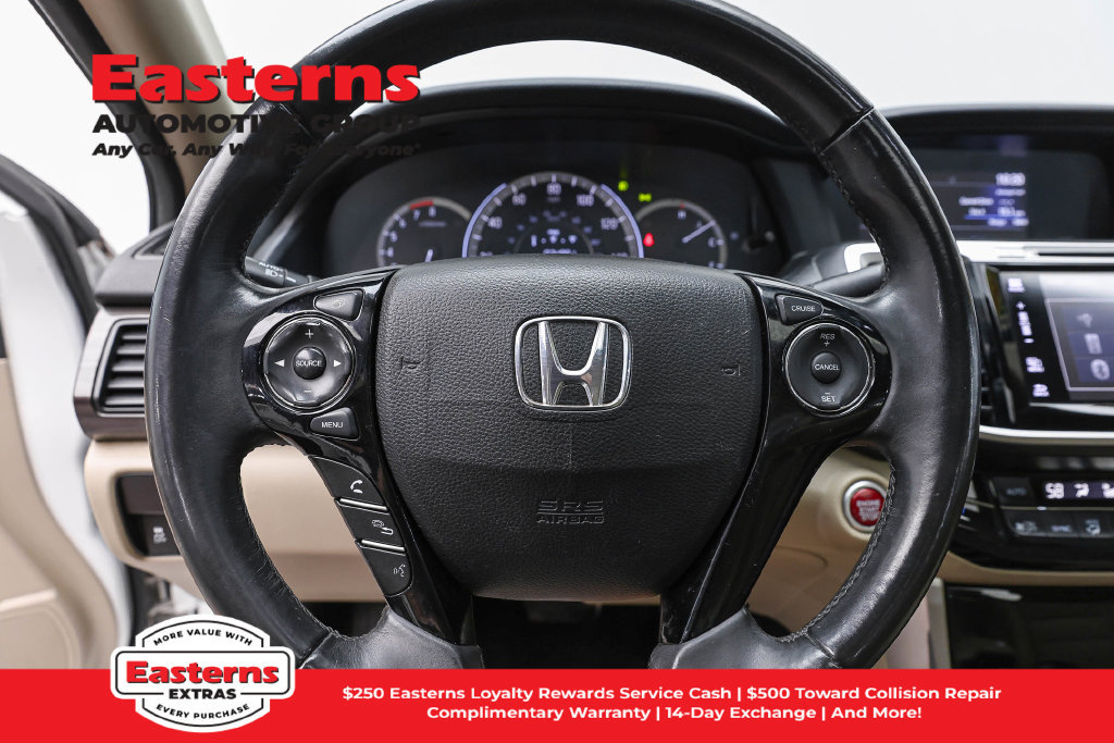 Used 2017 Honda Accord EX-L image 11