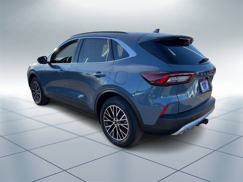 New 2024 Ford Escape SE w/ PHEV Premium Package image 4