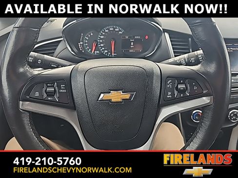 Certified 2022 Chevrolet Trax LT w/ Driver Confidence Package image 29