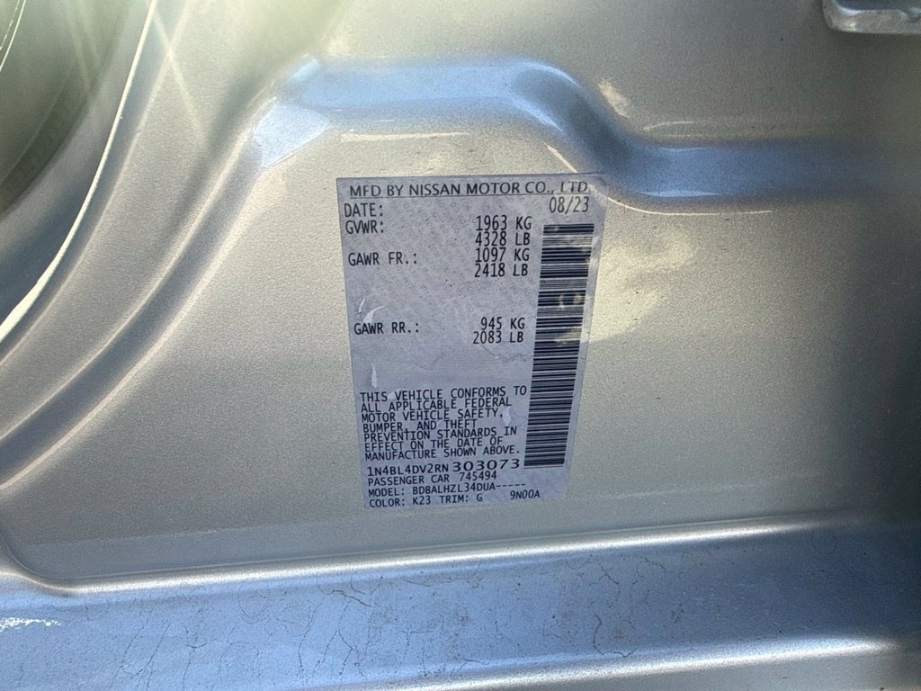 Used 2024 Nissan Altima 2.5 SV FWD image 21