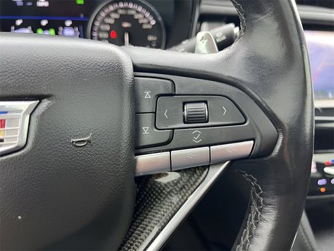 Used 2022 Cadillac XT6 Sport image 24