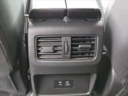 Used 2023 Nissan Rogue SV FWD image 20