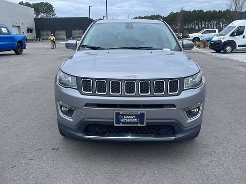 Used 2019 Jeep Compass Limited w/ Safety & Security Group image 2