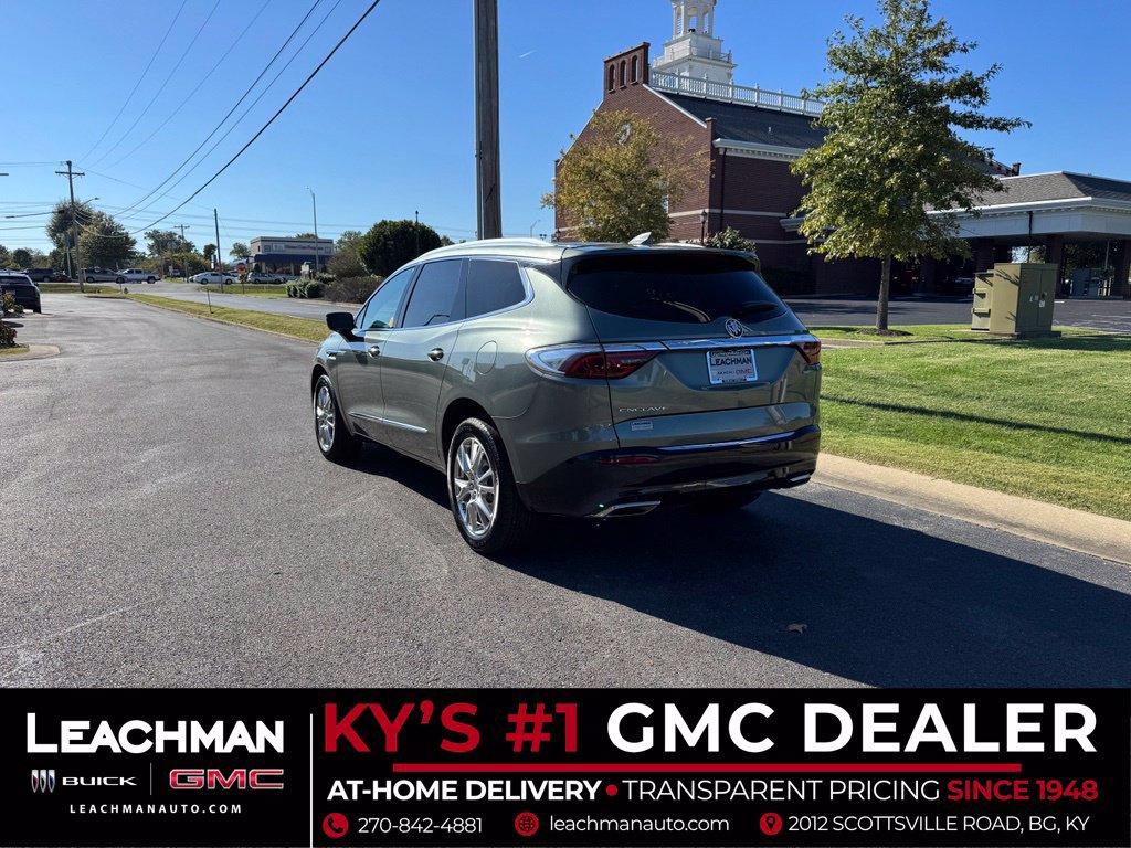 Used 2024 Buick Enclave Essence w/ Experience Buick Package FWD image 5