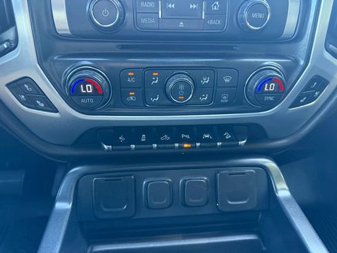 Used 2018 GMC Sierra 1500 SLT w/ SLT Premium Package image 37