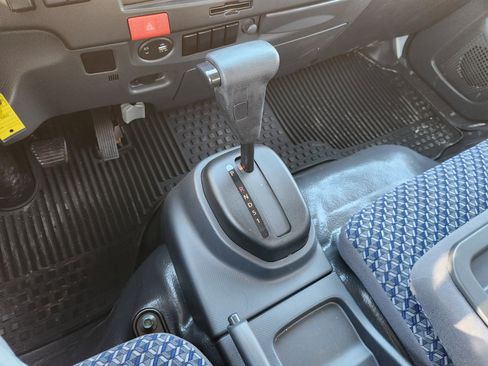 New 2025 Chevrolet Low Cab Forward image 20