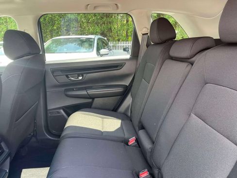 Used 2024 Honda CR-V EX image 10