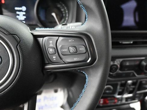 Used 2024 Jeep Wrangler Unlimited Rubicon 4xe image 32