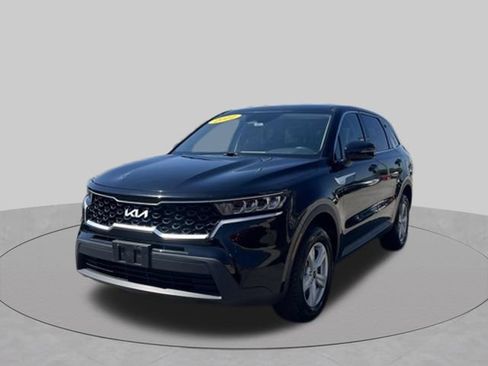 Used 2022 Kia Sorento LX AWD/4WD image 1